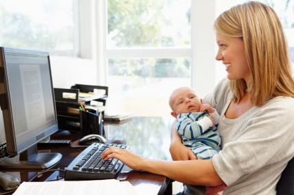 Работа за майки в отпуск по майчинство. Каква дистанционна работа могат да си намерят